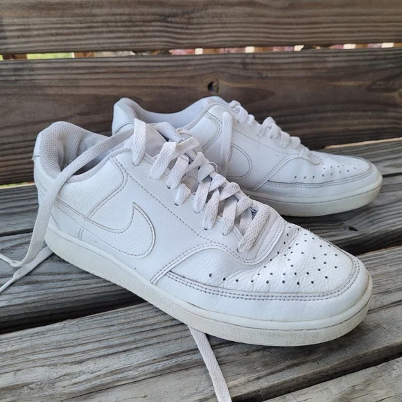 Air Force 1s - Picture 4 of 4